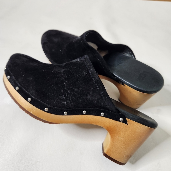 UGG Australia Abbie Suede Sherpa Studded Clogs - Picture 3 of 7